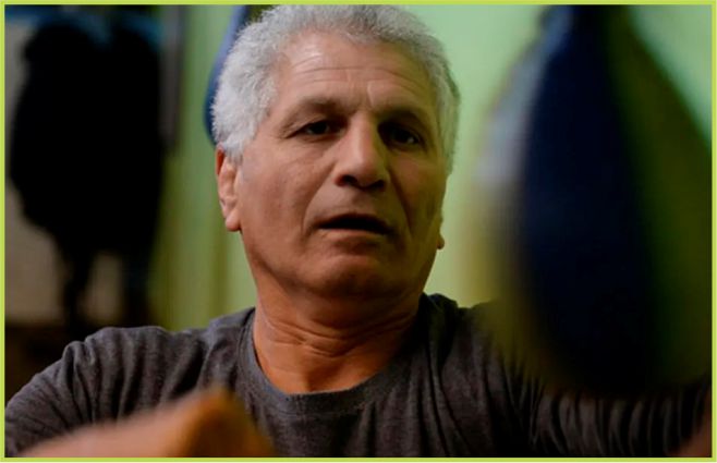 Campeón del Mundo en la categoría “Peso superligero”, Látigo Box en Brandsen