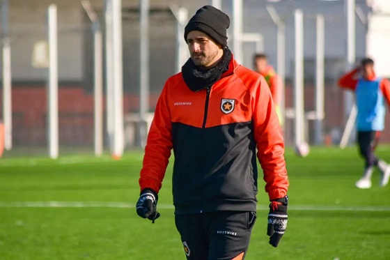 Las Mandarinas, Brandsen, Atlético y Progreso, Estrella de Jeppener, Defensores de Domselaar, Liga Metropolitana San Vicente