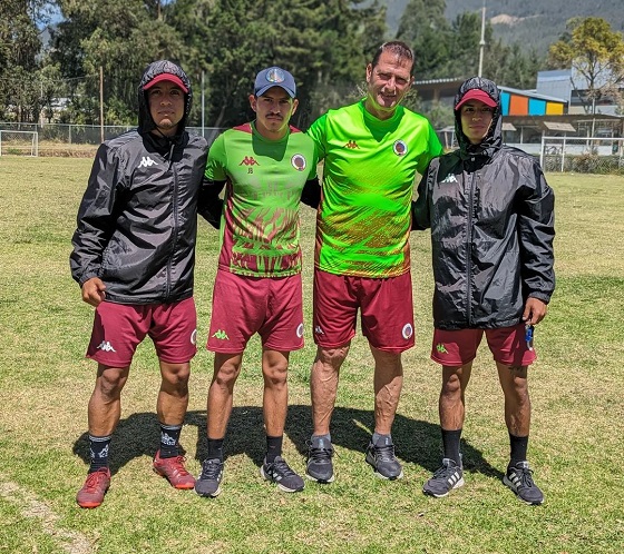 Las Mandarinas, Brandsen, Atlético y Progreso, Estrella de Jeppener, Defensores de Domselaar, Liga Metropolitana San Vicente