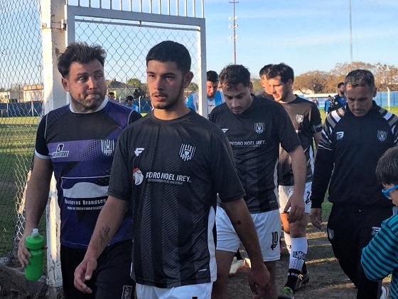 Las Mandarinas, Brandsen, Atlético y Progreso, Estrella de Jeppener, Defensores de Domselaar, Liga Metropolitana San Vicente