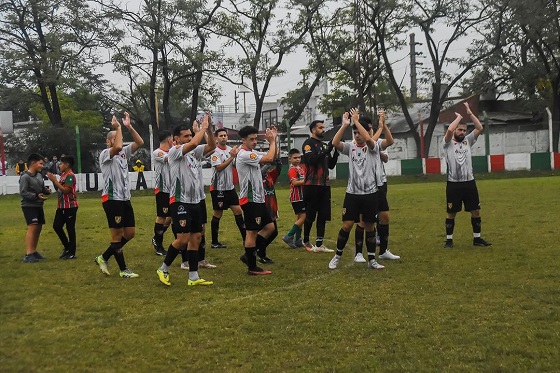 Las Mandarinas, Brandsen, Atlético y Progreso, Estrella de Jeppener, Defensores de Domselaar, Liga Metropolitana San Vicente