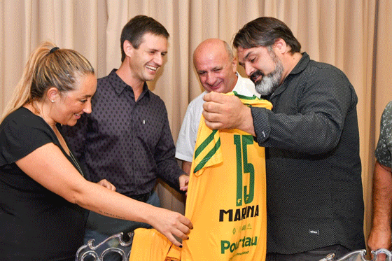 Las Mandarinas, Brandsen, Atlético y Progreso, Estrella de Jeppener, Defensores de Domselaar, Liga Metropolitana San Vicente