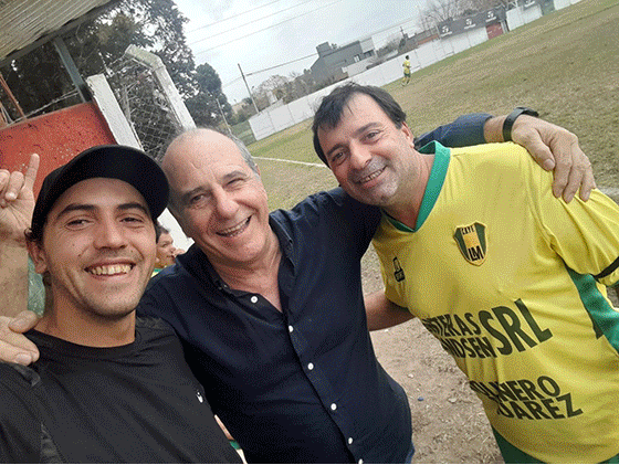 Las Mandarinas, Brandsen, Atlético y Progreso, Estrella de Jeppener, Defensores de Domselaar, Liga Metropolitana San Vicente