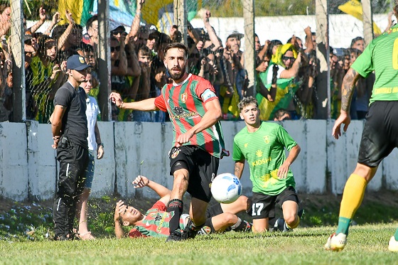 Las Mandarinas, Brandsen, Atlético y Progreso, Estrella de Jeppener, Defensores de Domselaar, Liga Metropolitana San Vicente