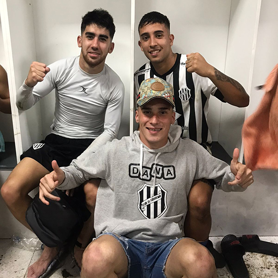 Las Mandarinas, Brandsen, Atlético y Progreso, Primera D, Club El Porvenir, Agustín Wallasch, Emiliano Rossi, Merelas, Gerli