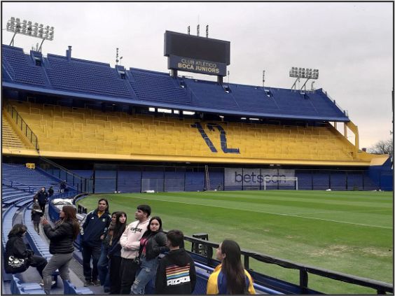Brandsen es de Boca”, realizó una excursión paseo al barrio porteño de La Boca